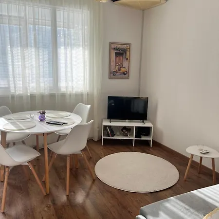 Apartament Acacia *